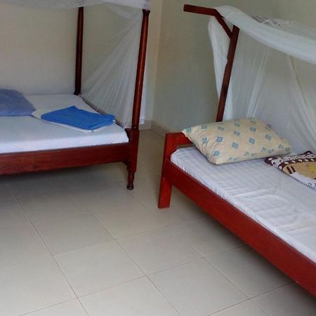 Knowledge For Change House Hotel Fort Portal Exterior foto