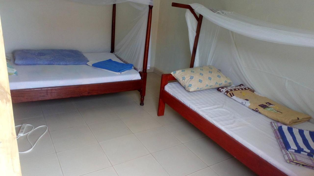 Knowledge For Change House Hotel Fort Portal Exterior foto